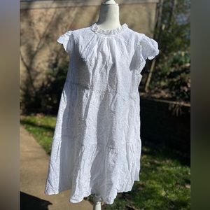 NWT white Crown & Ivy dress in XL